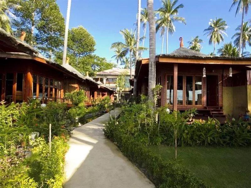 Lipa Bay Resort Lipa Noi Buitenkant foto