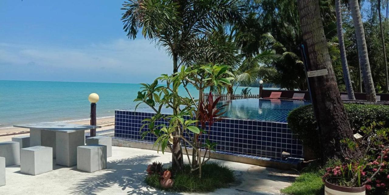 Lipa Bay Resort Lipa Noi Buitenkant foto