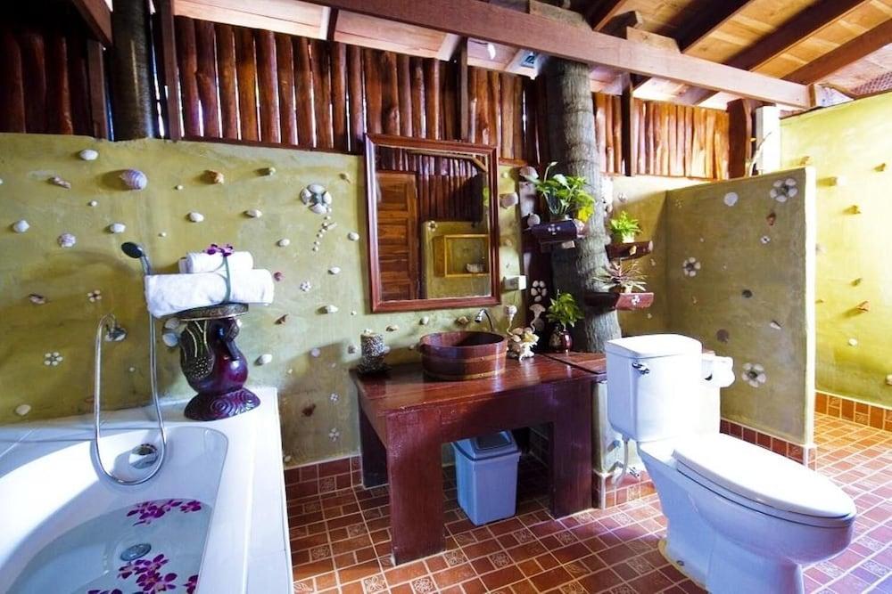 Lipa Bay Resort Lipa Noi Buitenkant foto