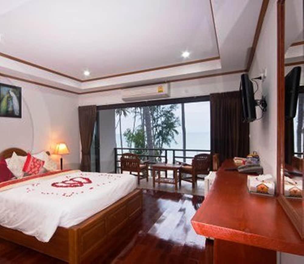 Lipa Bay Resort Lipa Noi Buitenkant foto