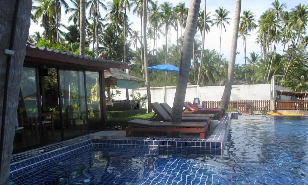 Lipa Bay Resort Lipa Noi Buitenkant foto