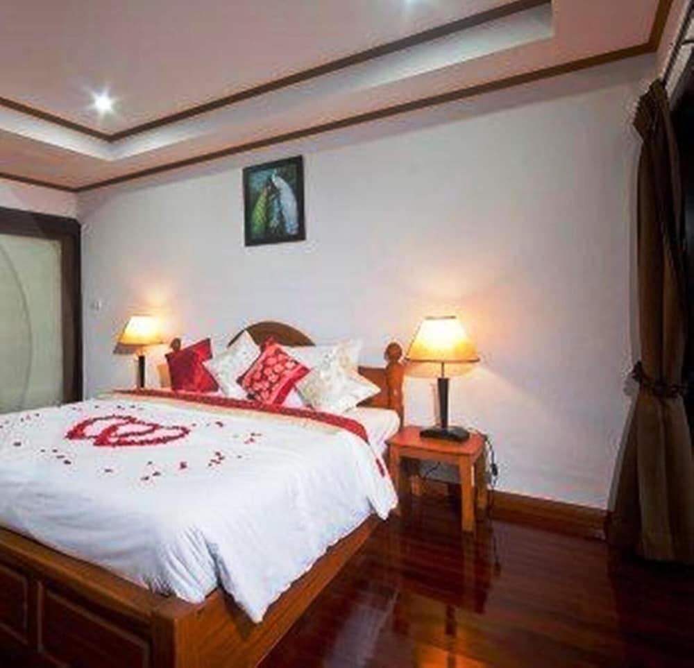 Lipa Bay Resort Lipa Noi Buitenkant foto