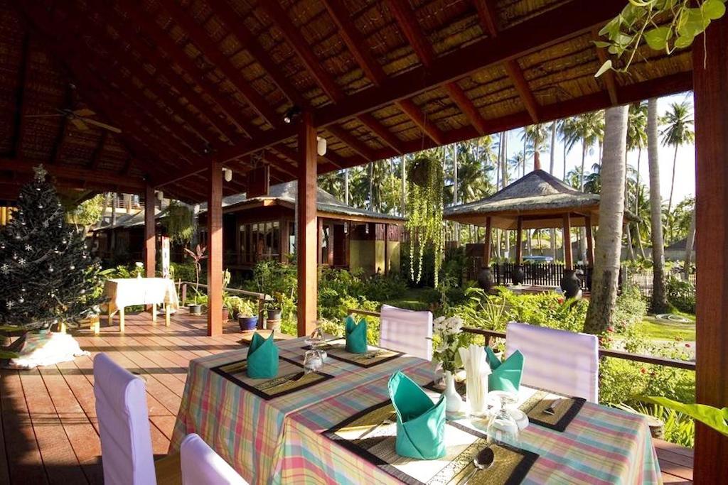 Lipa Bay Resort Lipa Noi Buitenkant foto