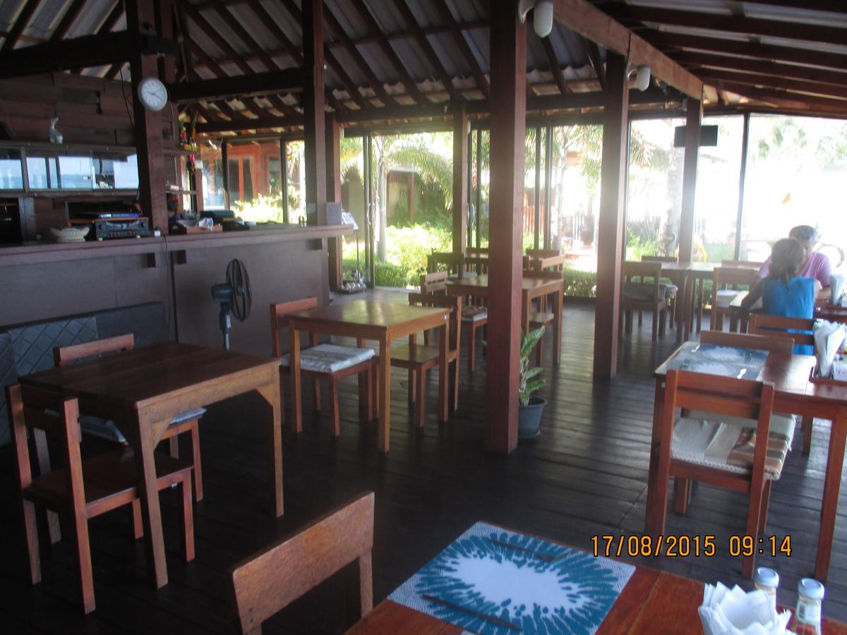 Lipa Bay Resort Lipa Noi Buitenkant foto